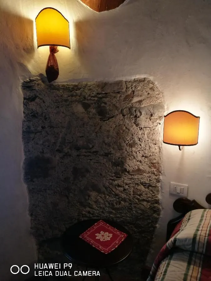 Bed And Breakfast Zanaglio Borno 0*,  Italy