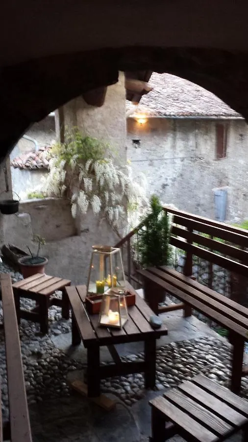 Bed & Breakfast Bed And Breakfast Zanaglio Borno Italy